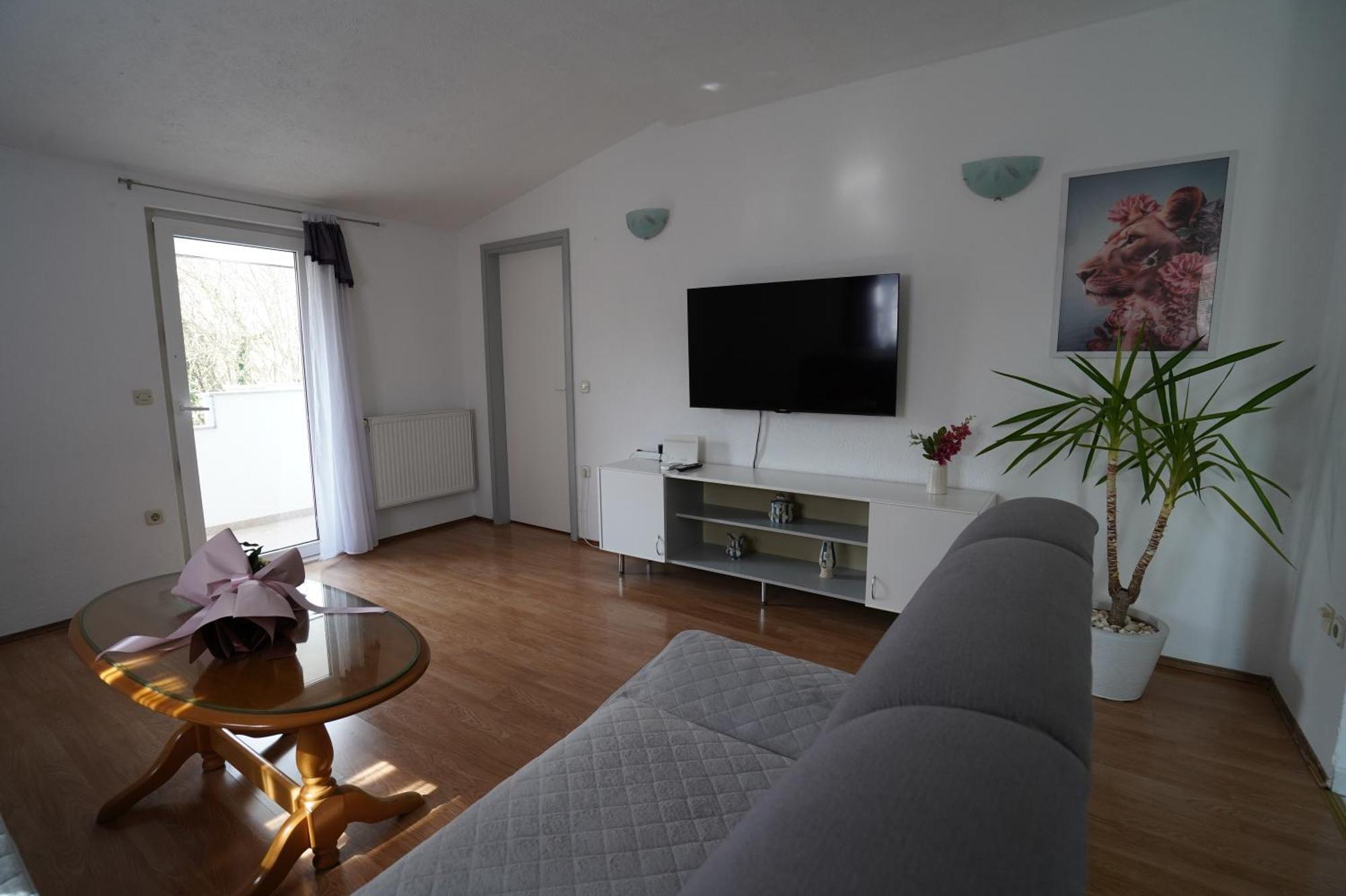 Apartman Marija อิโมตสกี ภายนอก รูปภาพ